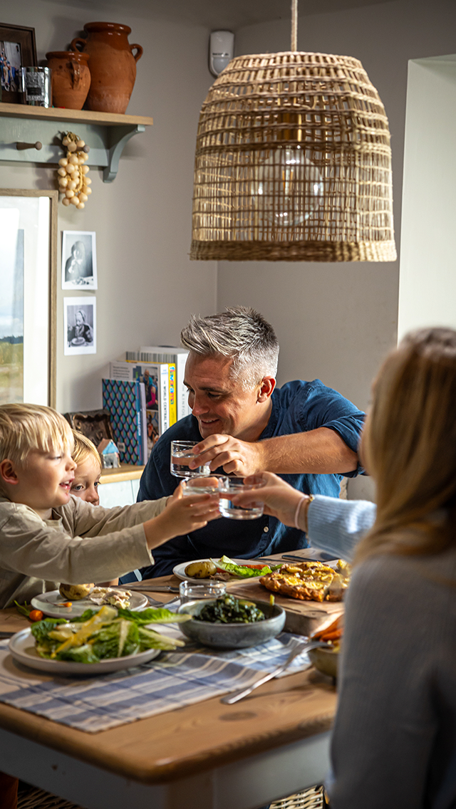 Instant access savings of up to 3.49% AER variable interest