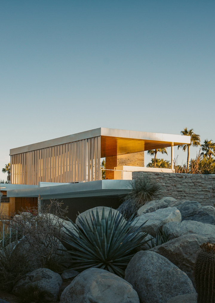 Book your trip for less with +2 Million properties on Stays.